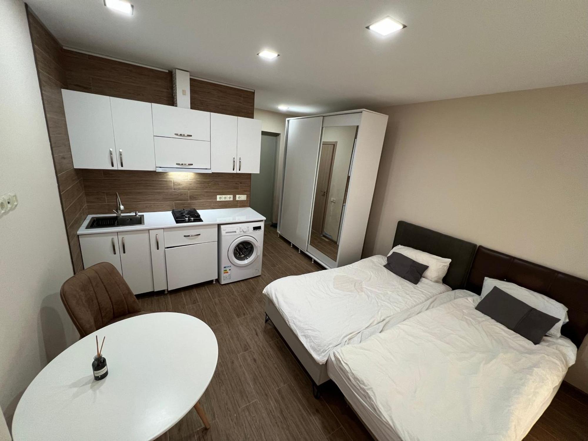 באטומי Hotel Paris מראה חיצוני תמונה