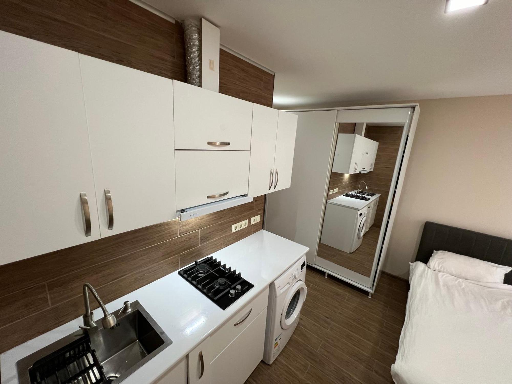 באטומי Hotel Paris מראה חיצוני תמונה