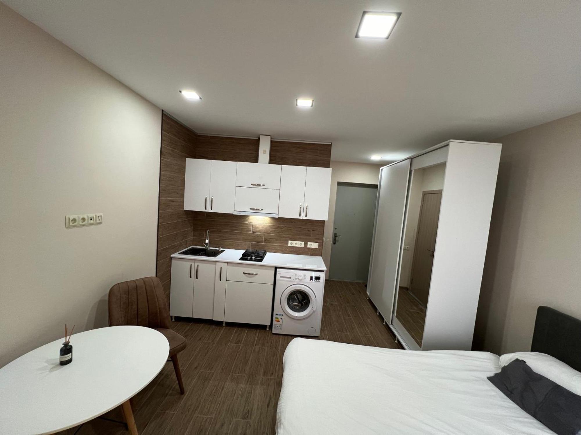 באטומי Hotel Paris מראה חיצוני תמונה
